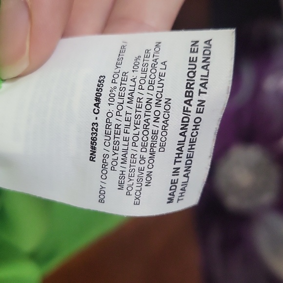 Womens Livestrong Shirt By Nike Size Medium - Picture 6 of 8